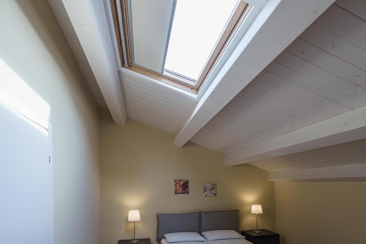 Holiday In Home Suite Archimede カターニア エクステリア 写真