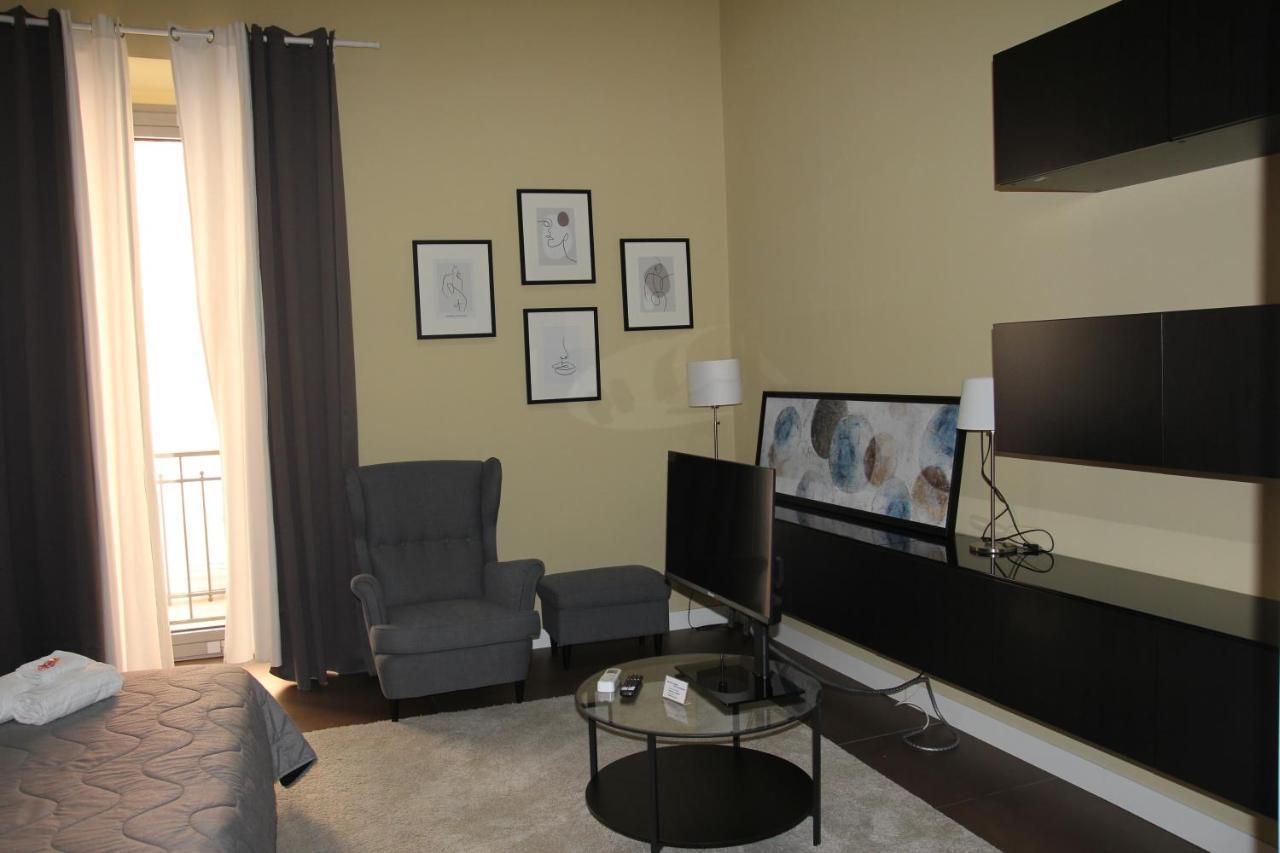 Holiday In Home Suite Archimede カターニア エクステリア 写真